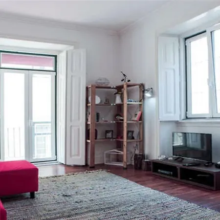 Spacious Tailor Made Bairro Alto-3